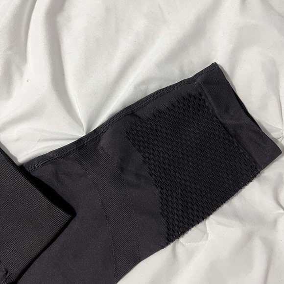 AYBL leggings - Picture 4 of 5